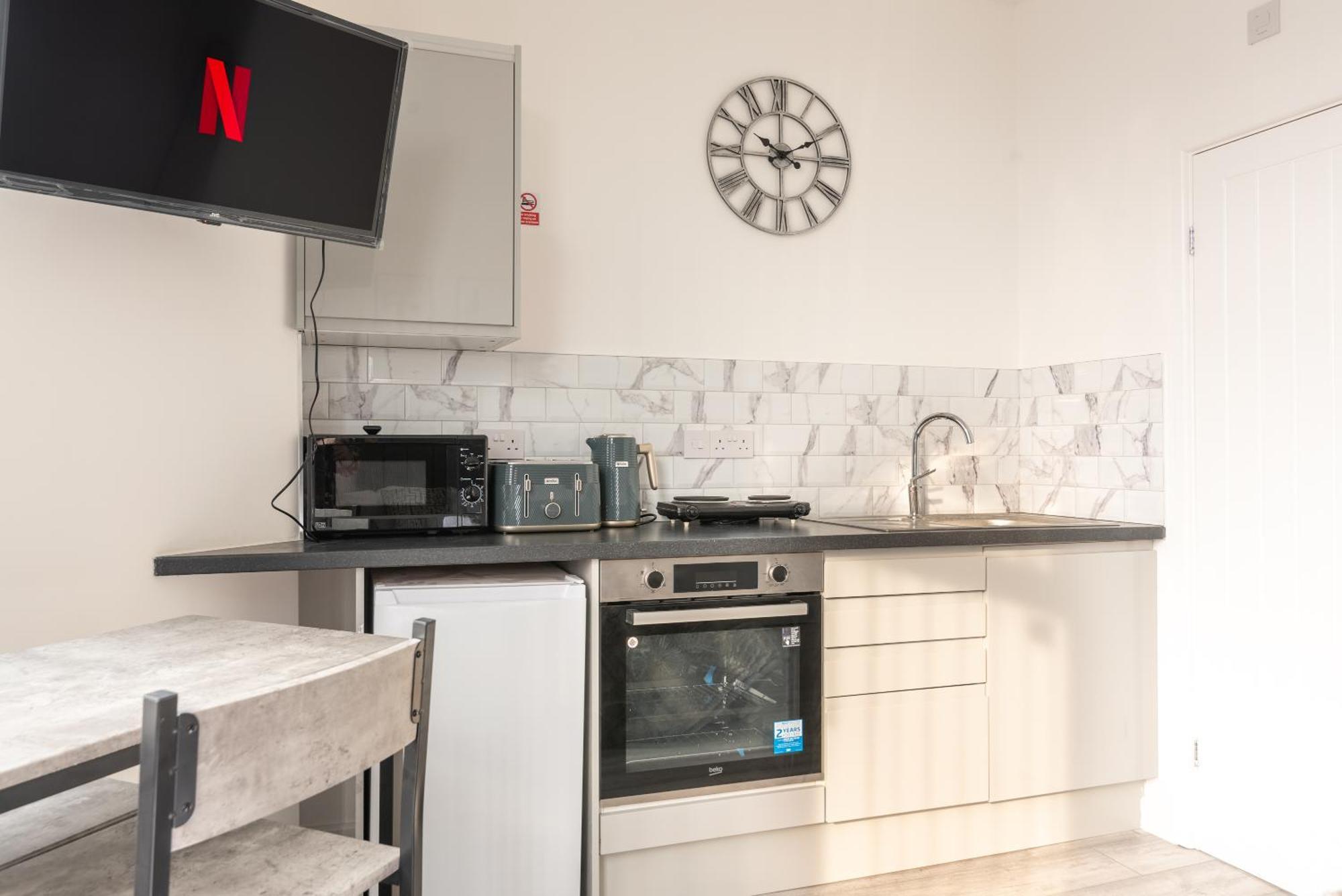 Cosy Cardiff Apartments - Garden Lounge Zewnętrze zdjęcie