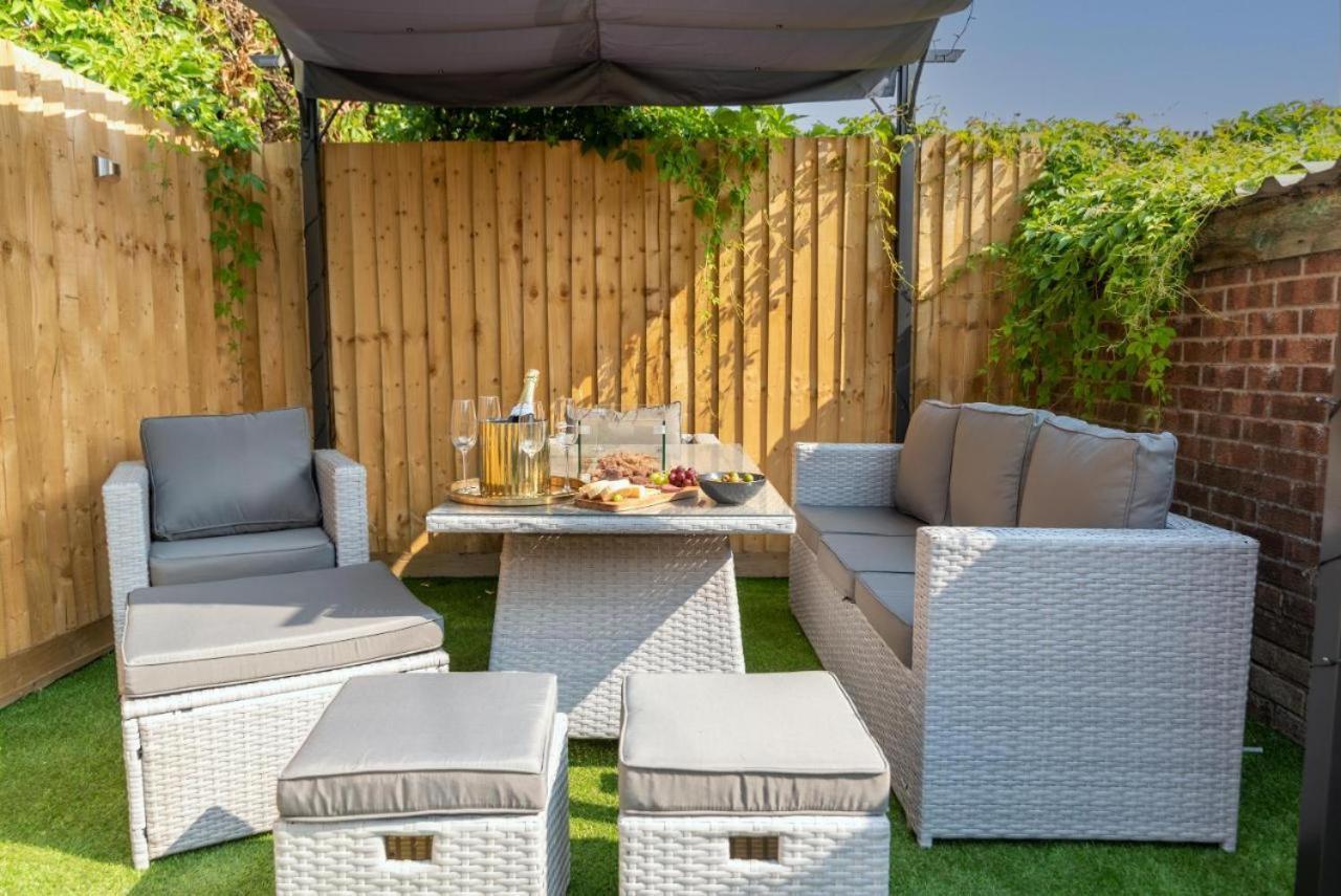 Cosy Cardiff Apartments - Garden Lounge Zewnętrze zdjęcie